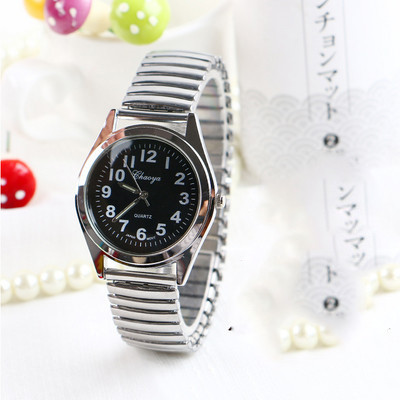 Sat s elastičnim metalnim lančićem - različiti promjeri brojčanika