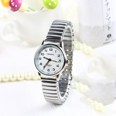 Sat s elastičnim metalnim lančićem - različiti promjeri brojčanika