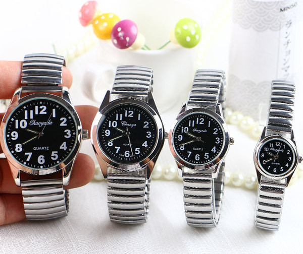 Sat s elastičnim metalnim lančićem - različiti promjeri brojčanika