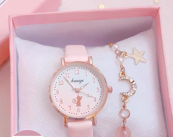 Ceas de dama modern in cinci modele