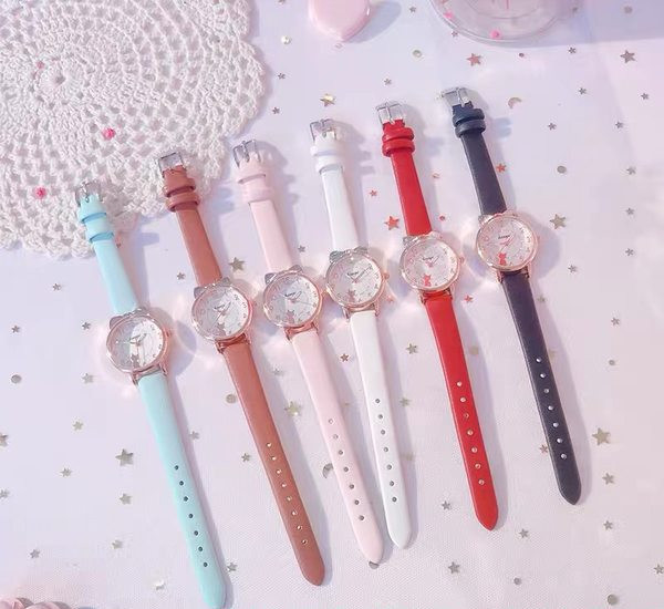 Ceas de dama modern in cinci modele