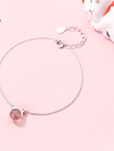 Γυναικείο βραχιόλι με κούμπωμα και διακοσμητική πέτρα