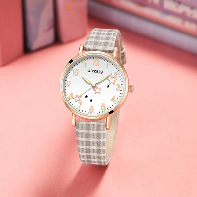 Φωτεινό γυναικείο ρολόι με στρογγυλή θήκη και δερμάτινο λουράκι