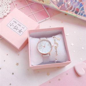 Μοντέρνο γυναικείο ρολόι  σε πολλά χρώματα