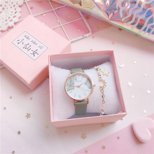 Μοντέρνο γυναικείο ρολόι  σε πολλά χρώματα