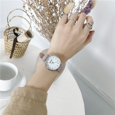 Μοντέρνο γυναικείο ρολόι - πολλά μοντέλα