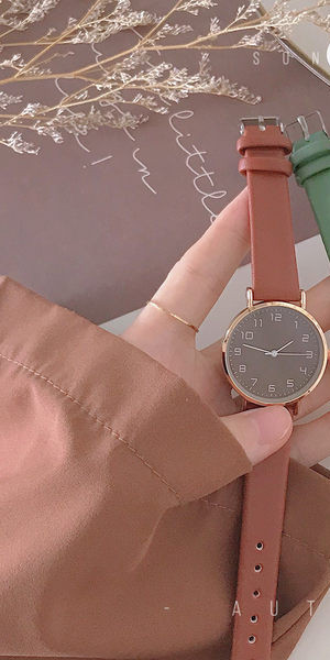 Дамски часовник с гривна - няколко модела