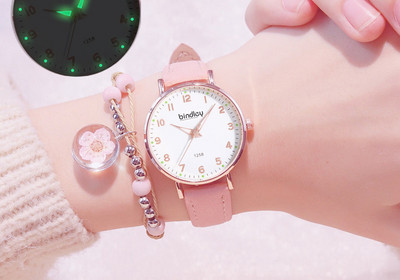 Μοντέρνο ρολόι με οικολογικό δέρμα ή λουράκι από ανοξείδωτο ατσάλι