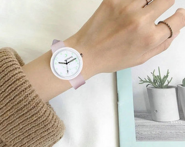 Γυναικείο φωτεινό ρολόι - στρογγυλό σχήμα