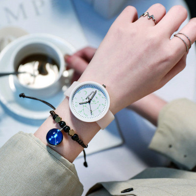 Γυναικείο φωτεινό ρολόι - στρογγυλό σχήμα