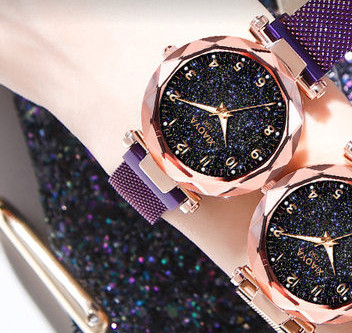 Стилен дамски часовник с камъни-два модела