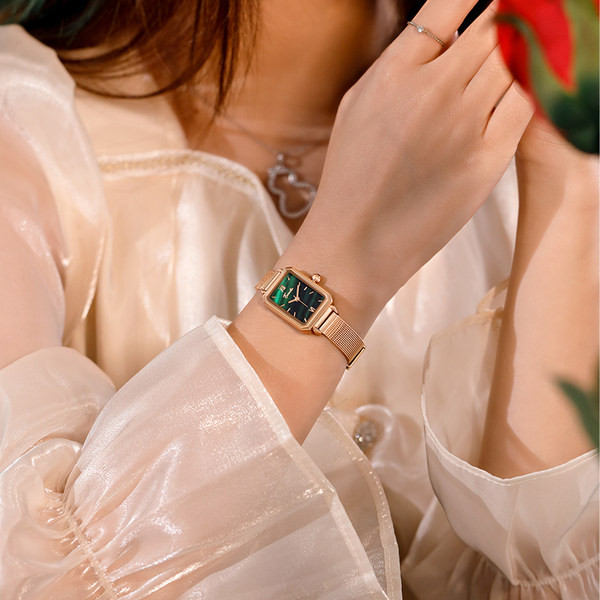 Γυναικείο μοντέρνο ρολόι με δερμάτινο λουράκι - πολλά χρώματα