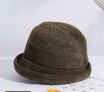 Γυναικείο καρό καπέλο