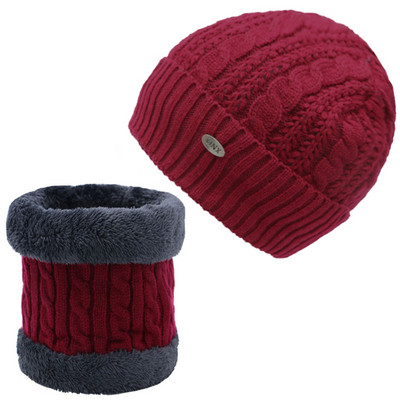 Γυναικείος γιακάς ή σετ γιακά και καπέλο για το φθινόπωρο και το χειμώνα