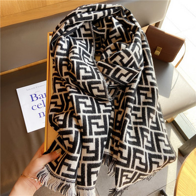 Νέο μοντέλο γυναικείο φουλάρι σε πολλά χρώματα