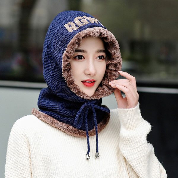 Νέο μοντέλο γυναικείο χειμερινό καπέλο με κορδόνια και κεντητή επιγραφή