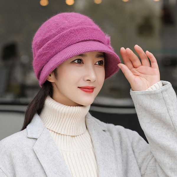 Jesensko-zimska pletena kapa sa šilterom