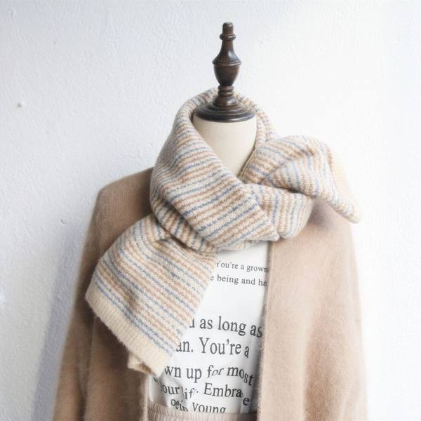 Νέο μοντέλο γυναικείο φουλάρι με μήκος 110 cm