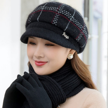 Γυναικείο χειμερινό καπέλο με μεταλλικό στοιχείο - νέο μοντέλο