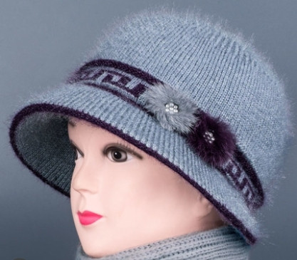 Palarie de dama tricotata eleganta in doua modele