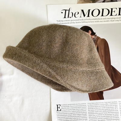 Palarie moderna de dama model simplu