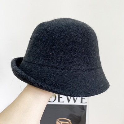 Palarie moderna de dama model simplu