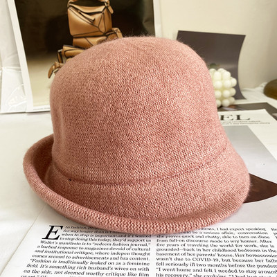 Palarie moderna de dama model simplu