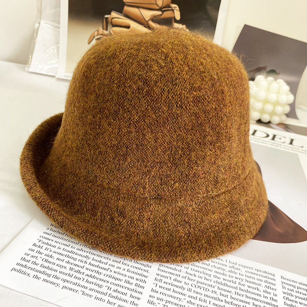 Palarie moderna de dama model simplu