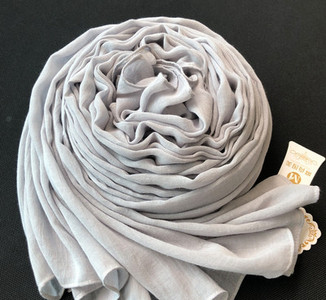 Καθημερινό γυναικείο κασκόλ - κλασικό μοντέλο