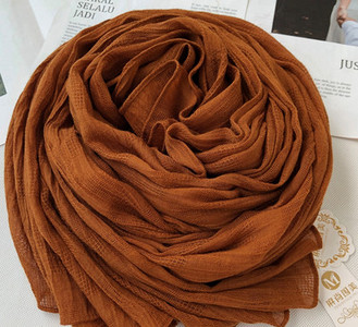 Καθημερινό γυναικείο κασκόλ - κλασικό μοντέλο