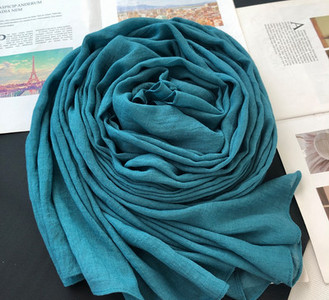 Καθημερινό γυναικείο κασκόλ - κλασικό μοντέλο