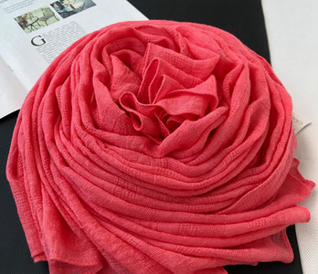 Καθημερινό γυναικείο κασκόλ - κλασικό μοντέλο