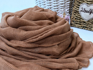 Καθημερινό γυναικείο κασκόλ - κλασικό μοντέλο