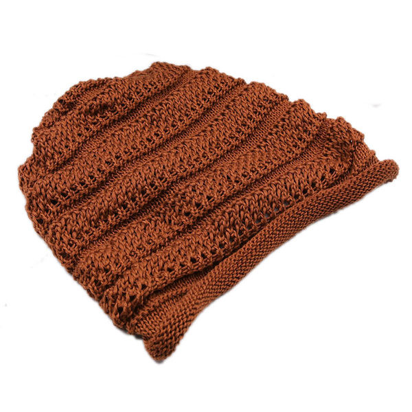 Πλεκτό γυναικείο καπέλο σε πολλά χρώματα