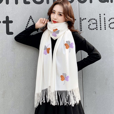 Casual γυναικείο φουλάρι με κρόσσια και κέντημα