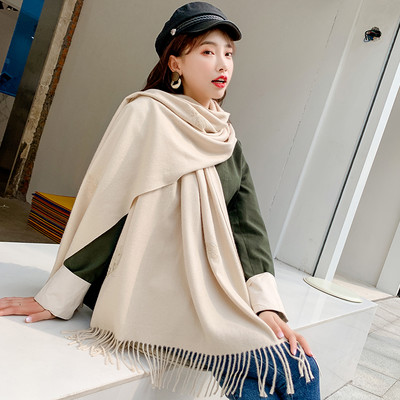 Casual γυναικείο φουλάρι με κρόσσια και κέντημα