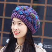 Κομψό γυναικείο πλεκτό καπέλο σε διάφορα χρώματα