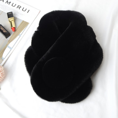 Дамски пухен шал - зимен