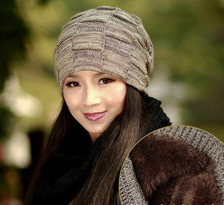 Πλεκτό χειμερινό καπέλο για γυναίκες