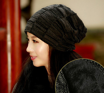 Πλεκτό χειμερινό καπέλο για γυναίκες