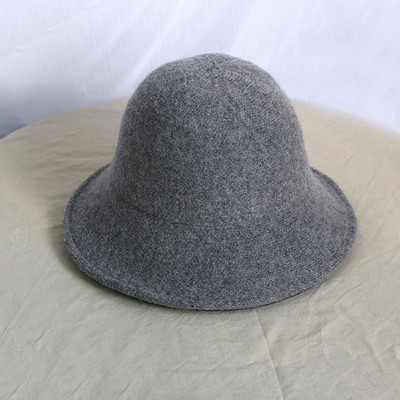 Γυναικείο μάλλινο καπέλο σε έξι χρώματα