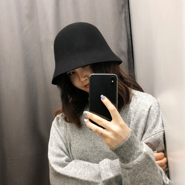 Γυναικείο μάλλινο καπέλο κλασικό μοντέλο