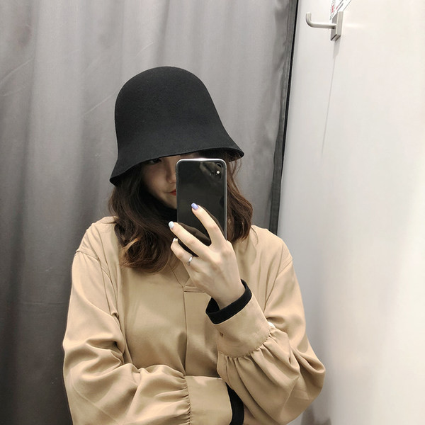 Γυναικείο μάλλινο καπέλο κλασικό μοντέλο