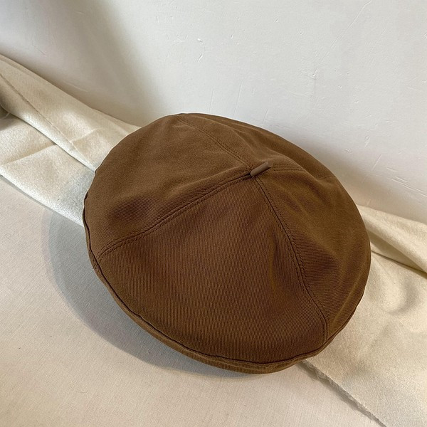 Дамска  ежедневна шапка тип каскет 