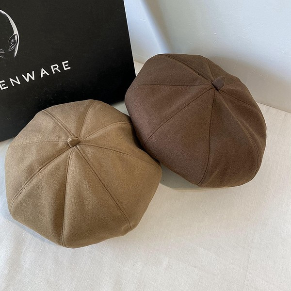 Дамска ежедневна  вълнена шапка тип каскет 