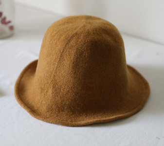 Γυναικείο μάλλινο καπέλο φθινοπώρου-χειμώνα