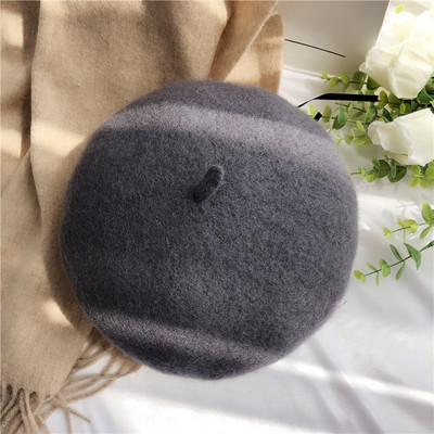 Γυναικεία μάλλινη τραγιάσκα