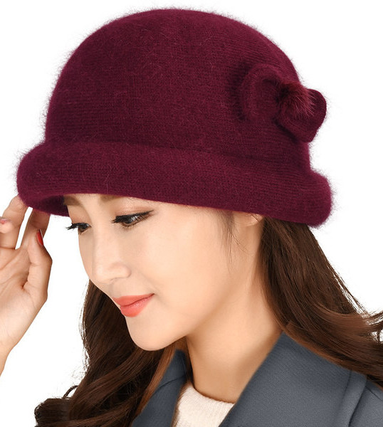 Дамска шапка с изкуствен велур - няколко цвята