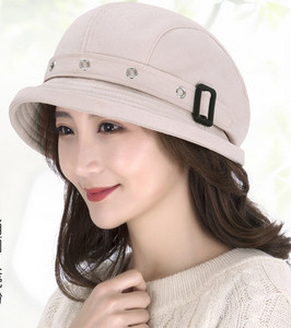 Γυναικείο καπέλο με μεταλλικά στοιχεία - πολλά χρώματα