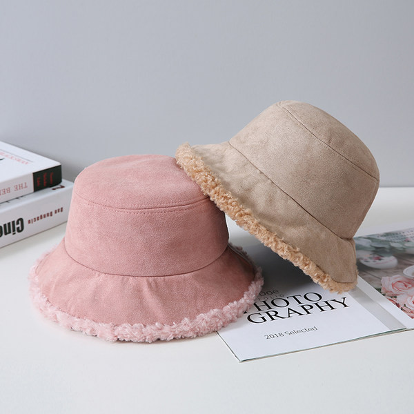 Pălărie modernă de pescuit pentru femei cu puf